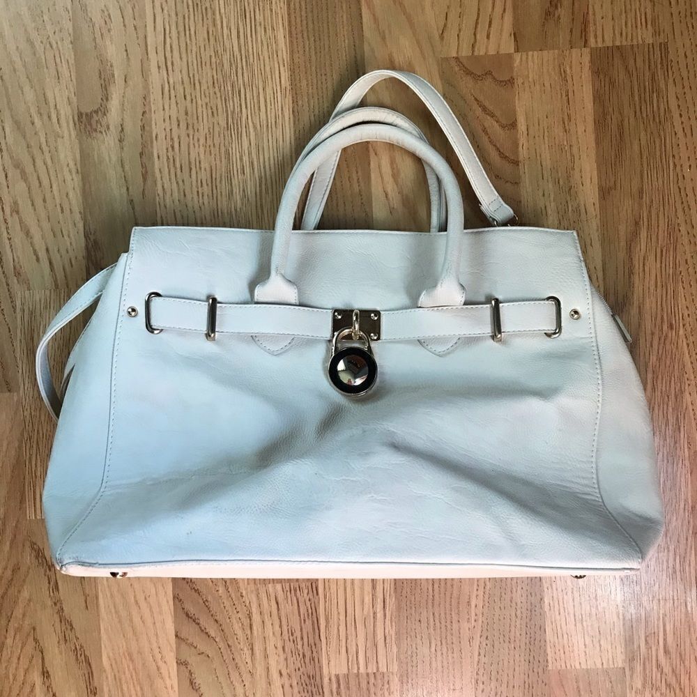 Oversized Handbag 